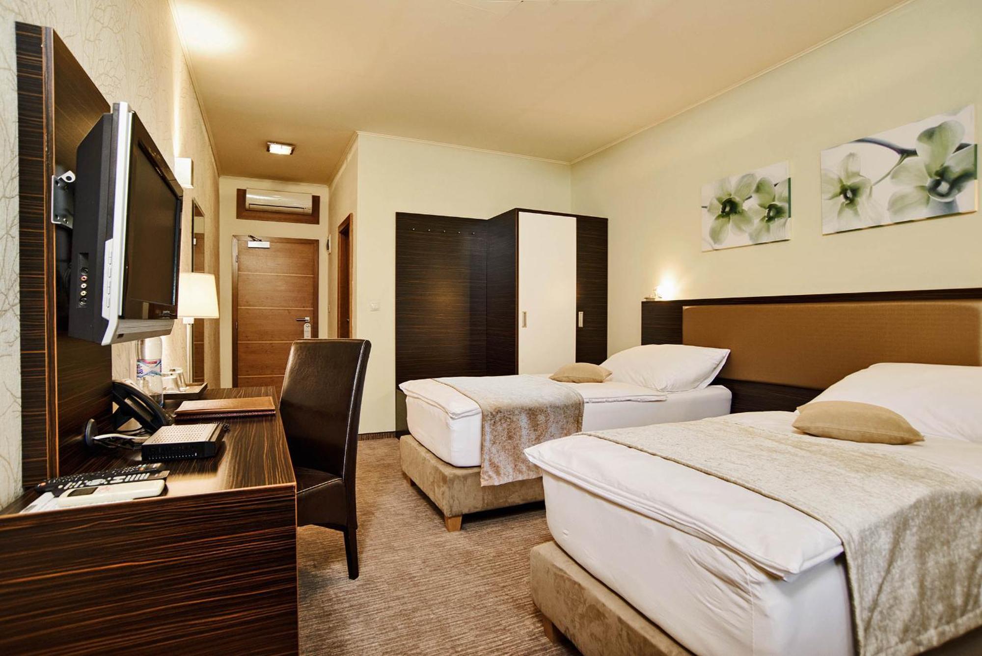 Privilege - Empire Hotels Group Kosice Ngoại thất bức ảnh