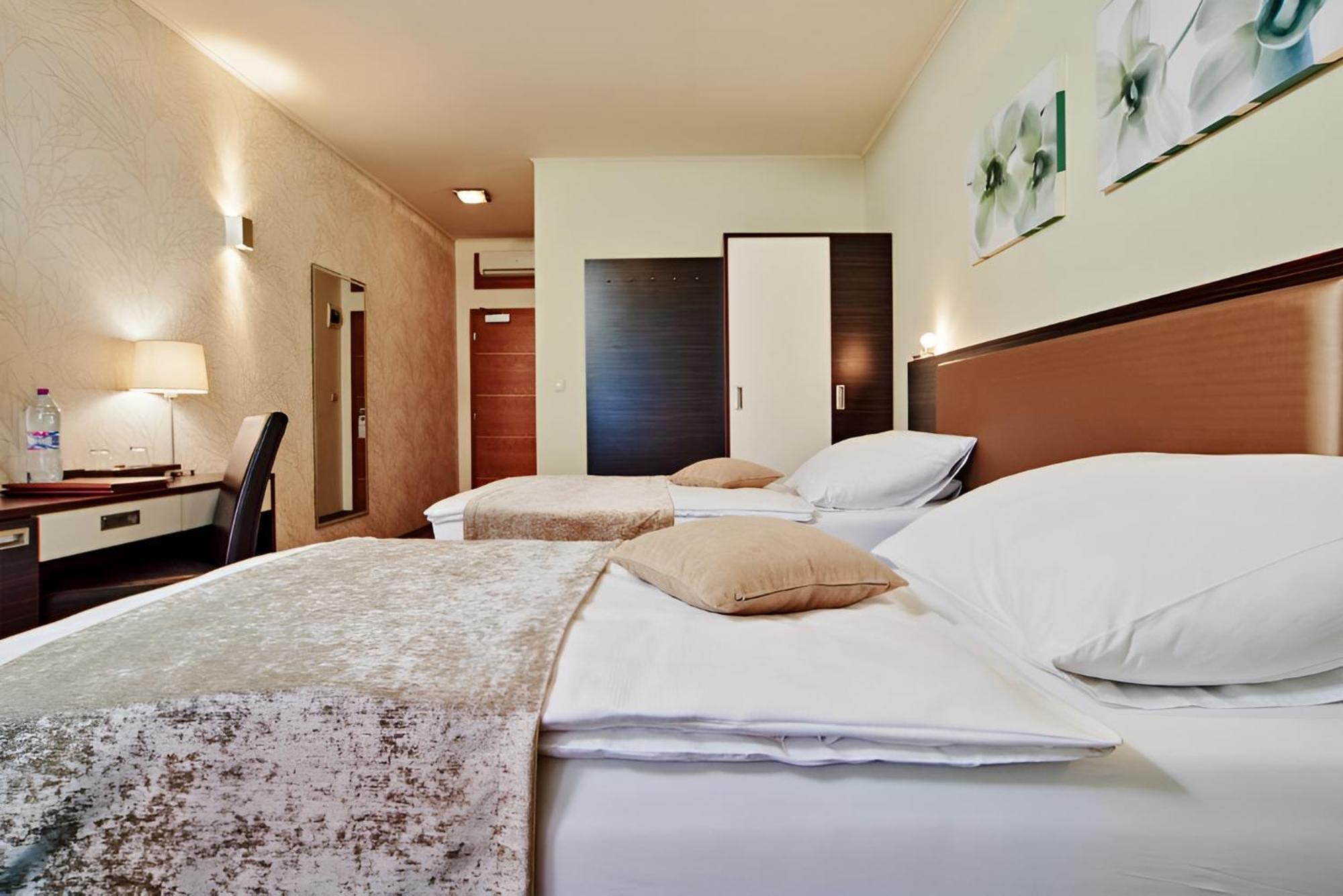 Privilege - Empire Hotels Group Kosice Ngoại thất bức ảnh