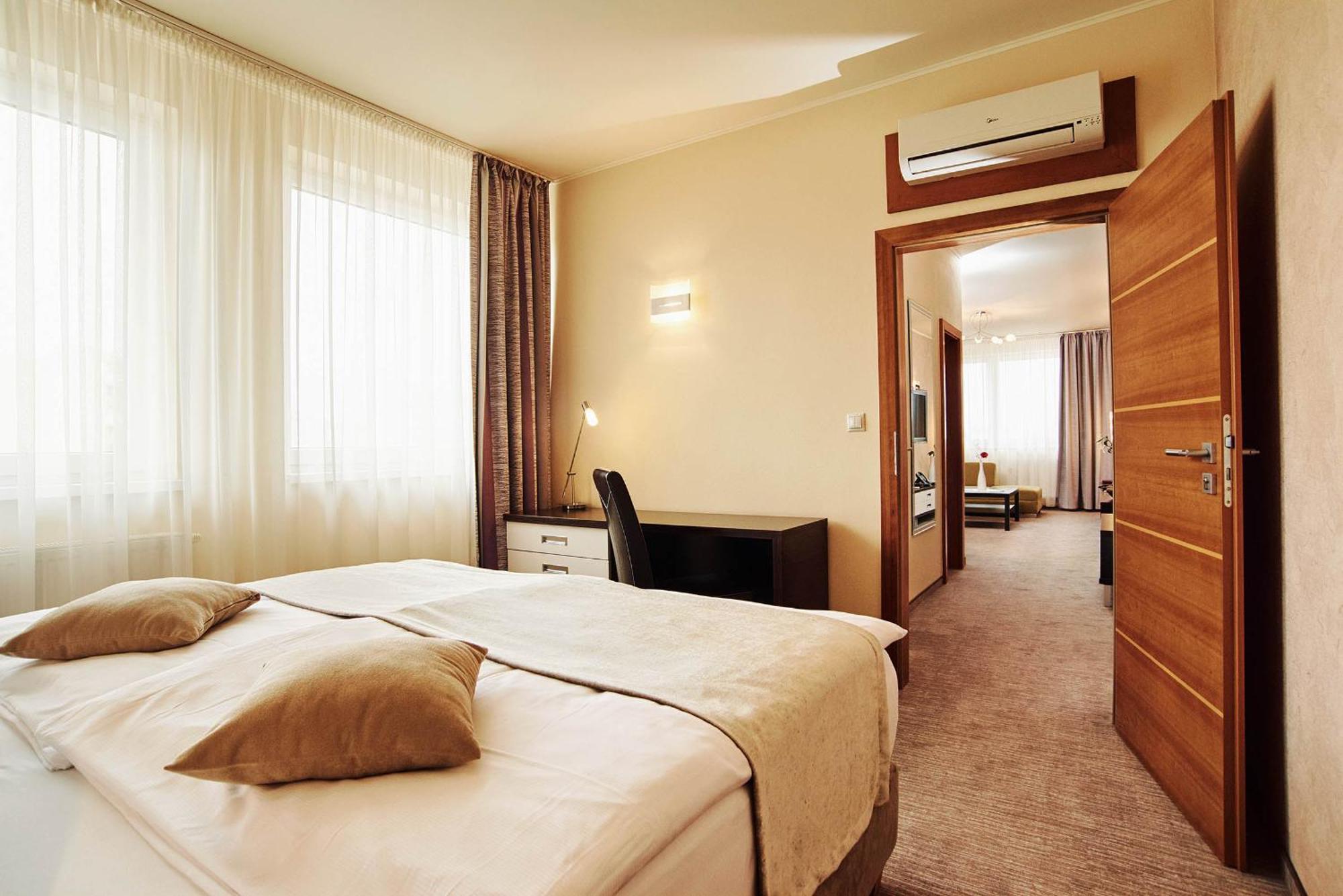 Privilege - Empire Hotels Group Kosice Ngoại thất bức ảnh
